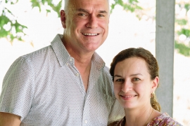 portrait of Richard Sager ’74 and Liz Seth ’98